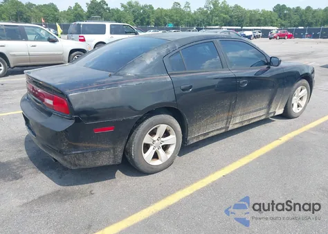 2013 Dodge Charger Se z USA, uszkodzony, nr VIN 2C3CDXBG9DH624051